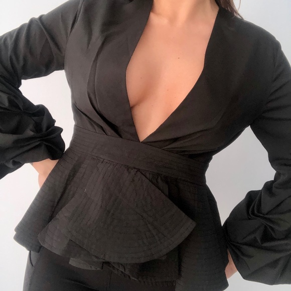 SIPAIYA NWT Black STATEMENT Blouse - Picture 8 of 8